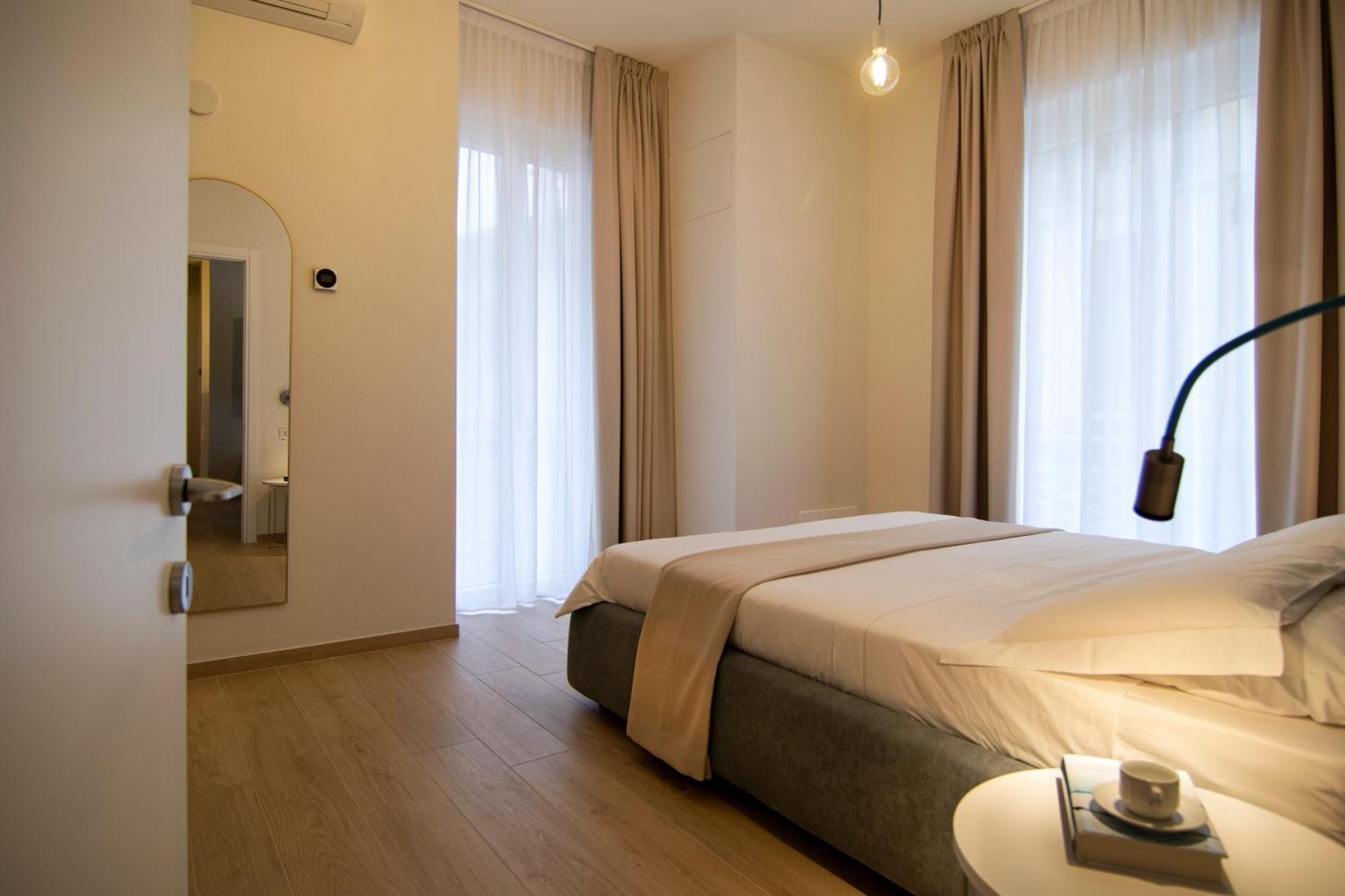 Gigi Suites&Apartments Стреза Экстерьер фото